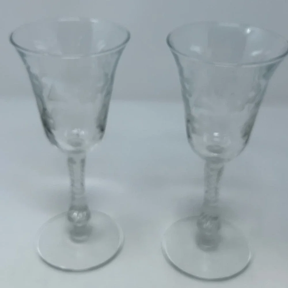 Etched Floral Set‎ of 2 Goblet Stemmed Glasses Cut Stem 8